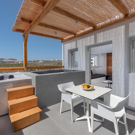 June Twenty Suites Karterados  Exterior foto